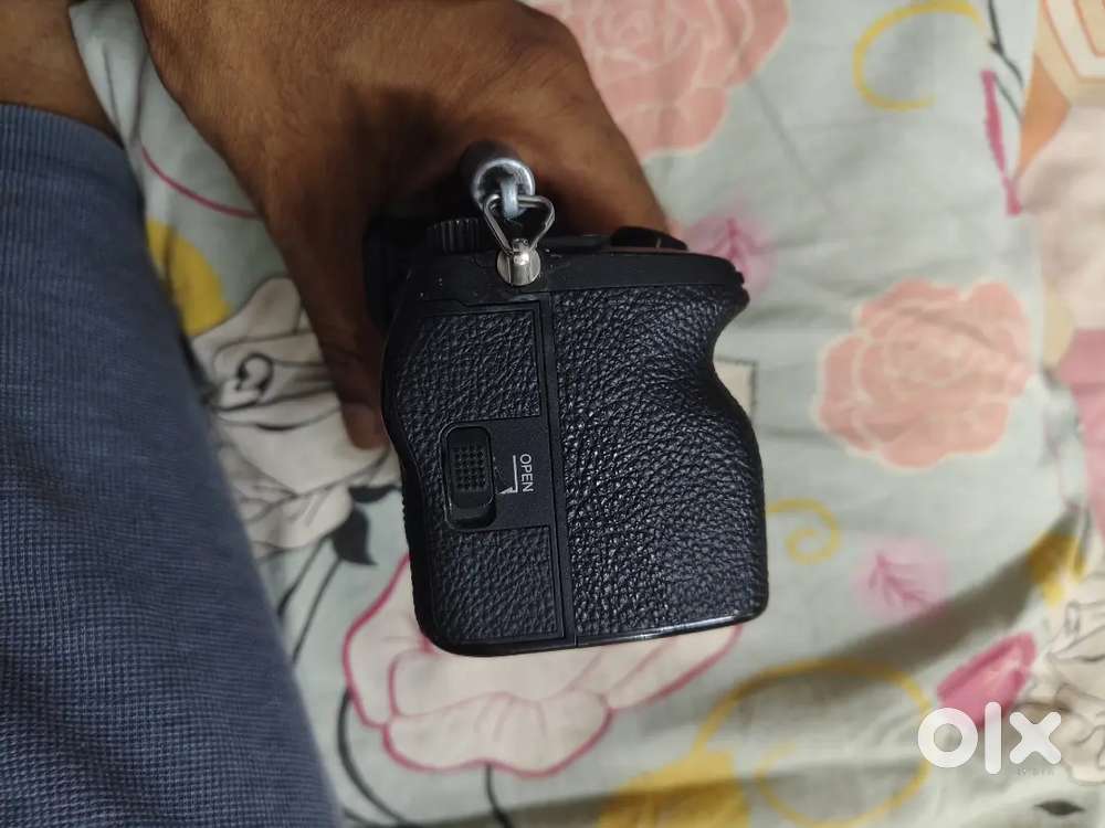 Sony a7m4 body