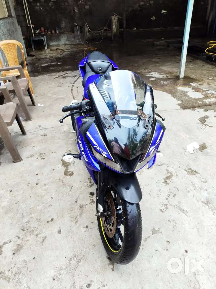 Yamaha R15 v3