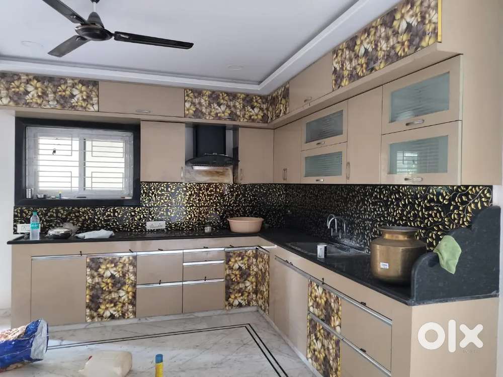 Independent house for both bachelors and family