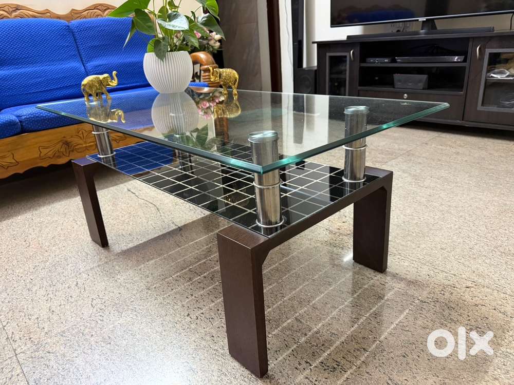 Beautiful Teapoi / Coffee Table / Center Table