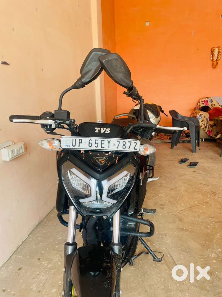 Tvs raider 125 top model