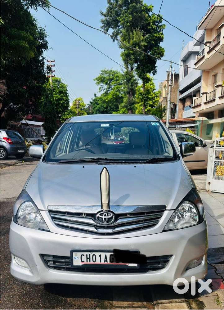 Toyota Innova I 2.5v I Top Model I Excellent Condition