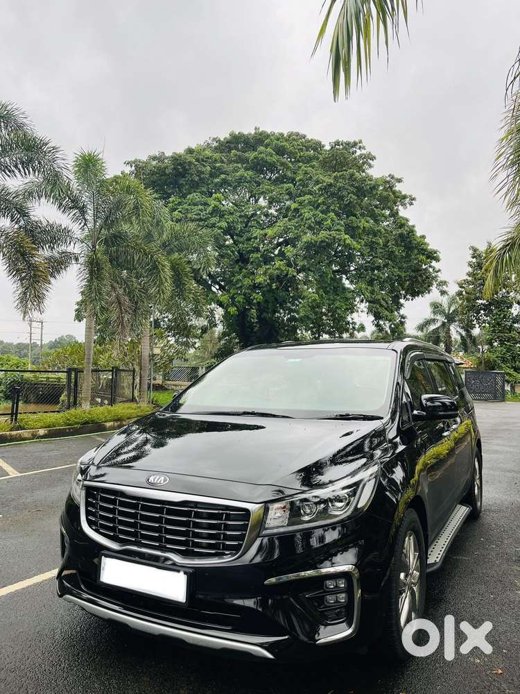 Kia Carnival Limousine Plus 7 STR, 2022, Diesel
