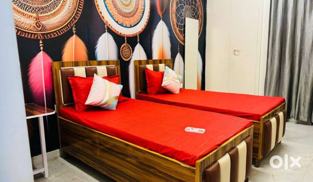 No Brokerage Cripa PGs Sector 62 - Free Field Expert