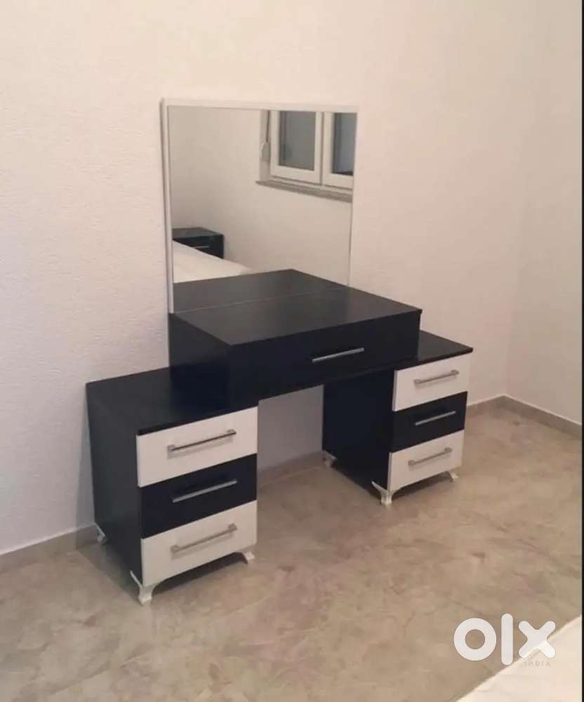 Brand new stylish dressing table direct factory price