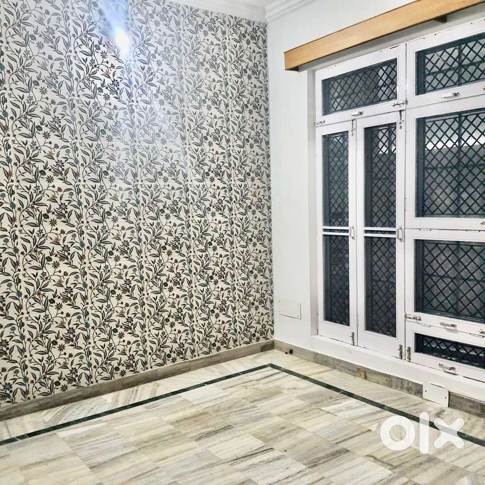 House for rent - Ground Floor