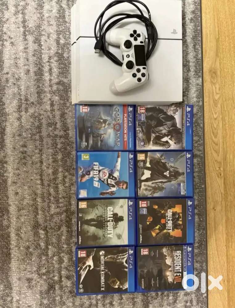 Sony PlayStation 4 PS4 Slim 500GB Console - Glacier White Bundle!