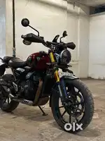 Triumph scrambler 400x mint condition