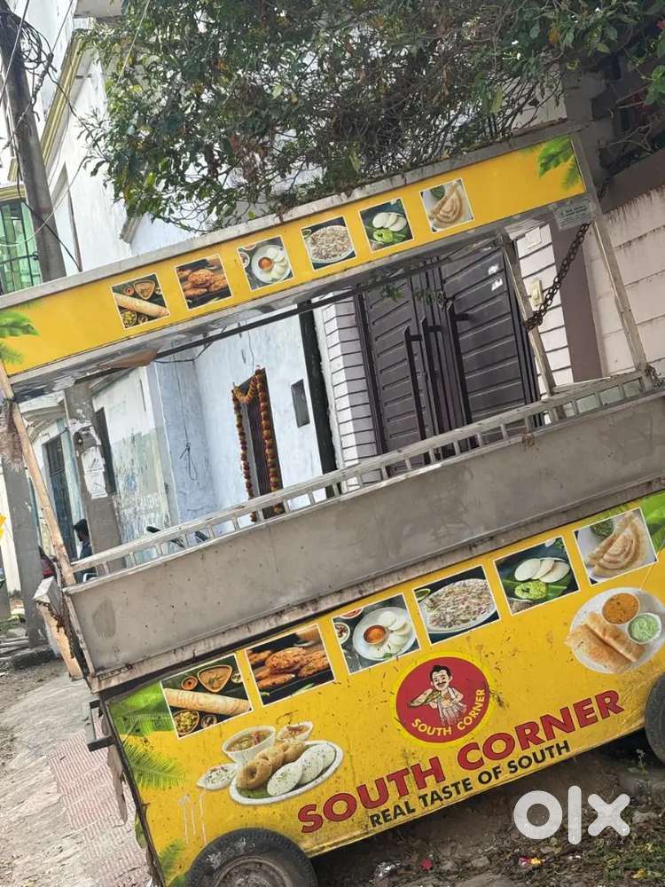 steel counter with wheels