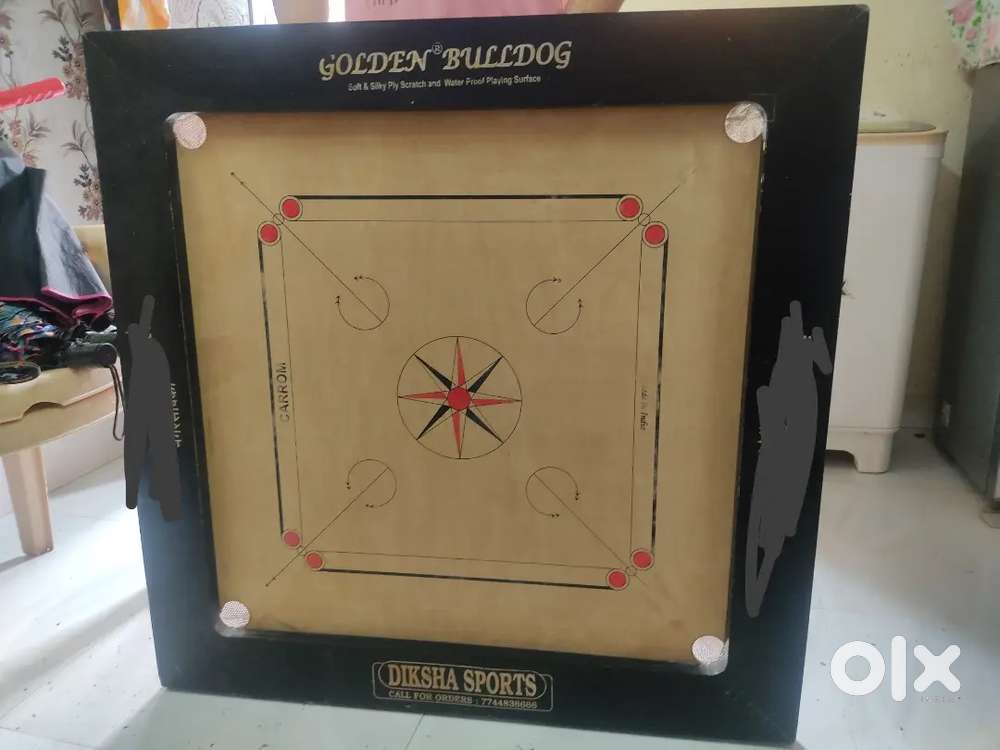 Golden bulldog carrom 41 inches