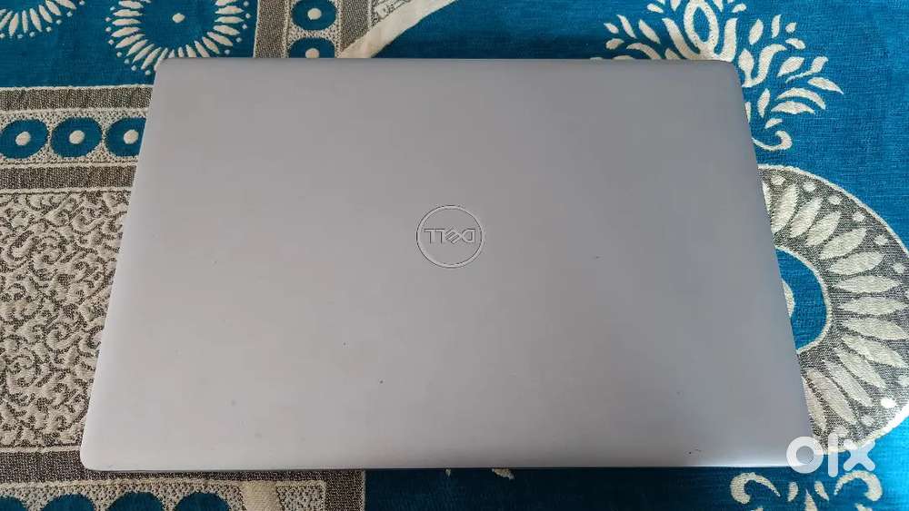Dell Inspiron 3581