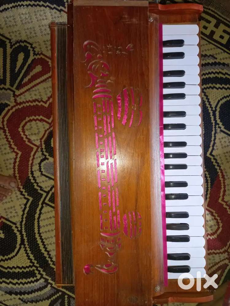 Harmonium for sell
