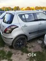Maruti Suzuki Swift VXI, 2015, Petrol
