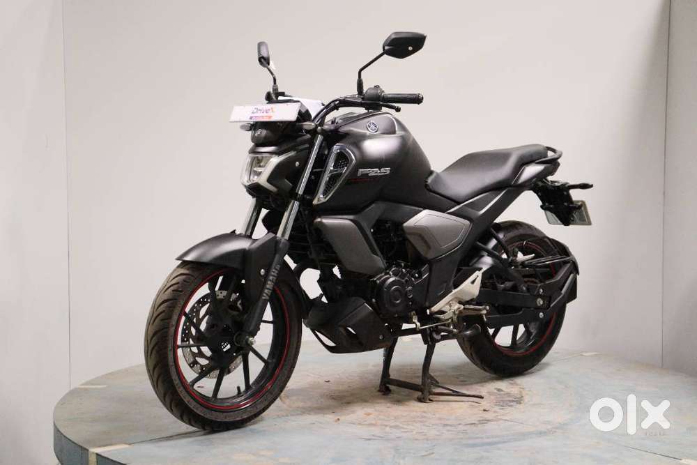 4837 YAMAHA FZS
