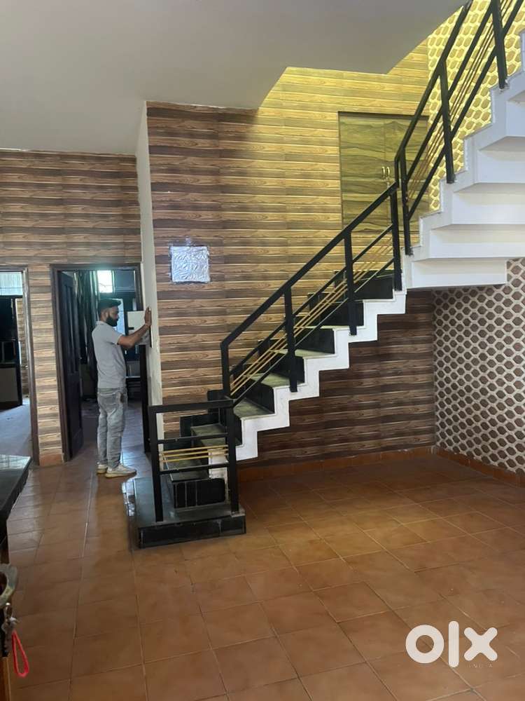 Independent 3bhk kothi furnished