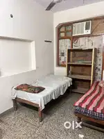 Single rooms fully furnished