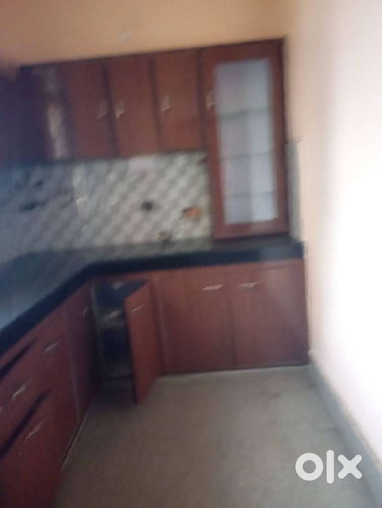 2 BHK fully furnished flat is for rent