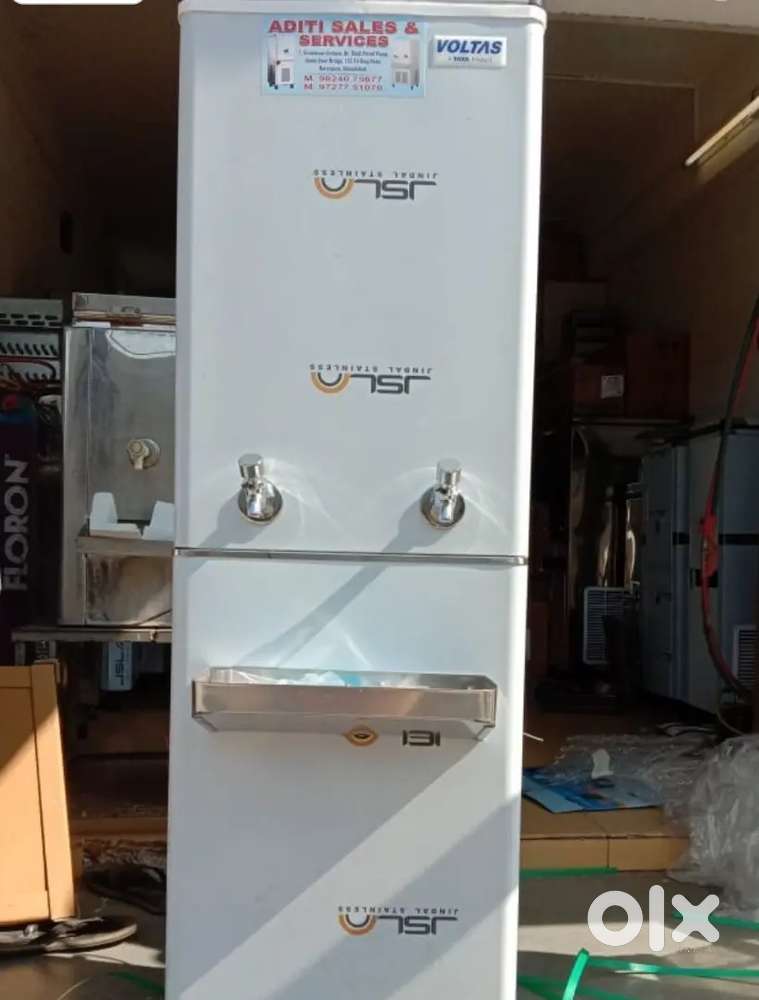 Voltas 40/80 L storage steel water cooler