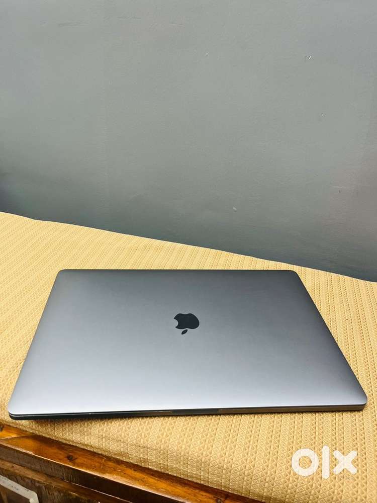 Apple laptops sales and service