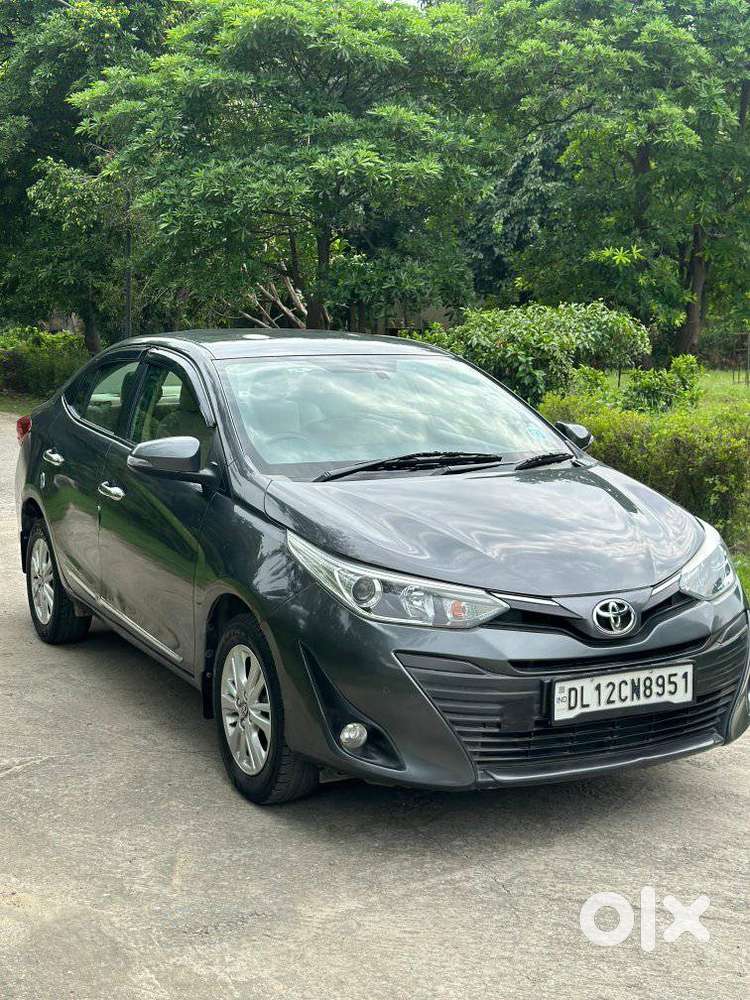 Toyota Yaris V CVT, 2018, Petrol