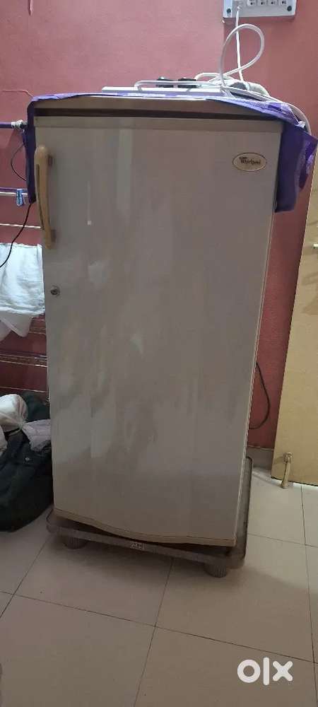 Refrigerator whirlpool