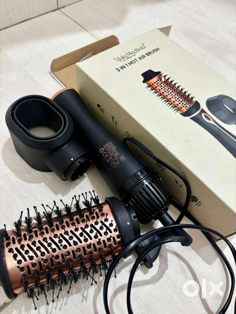 URBANYOG MakeMeeBold 3-in-1 Hot Air Brush – Excellent Condition