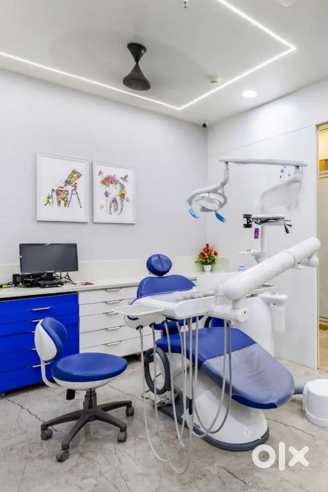 Dental assistant