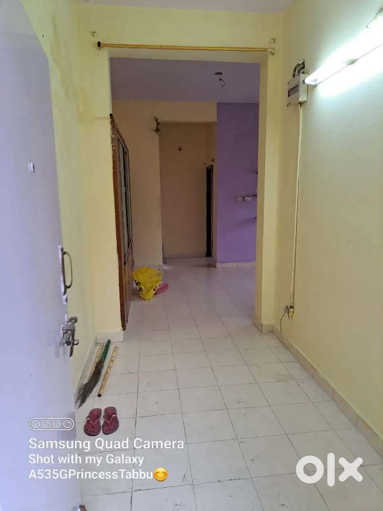 Flat for rent looking for family