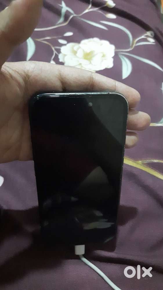 Iphone 16 98 battery health