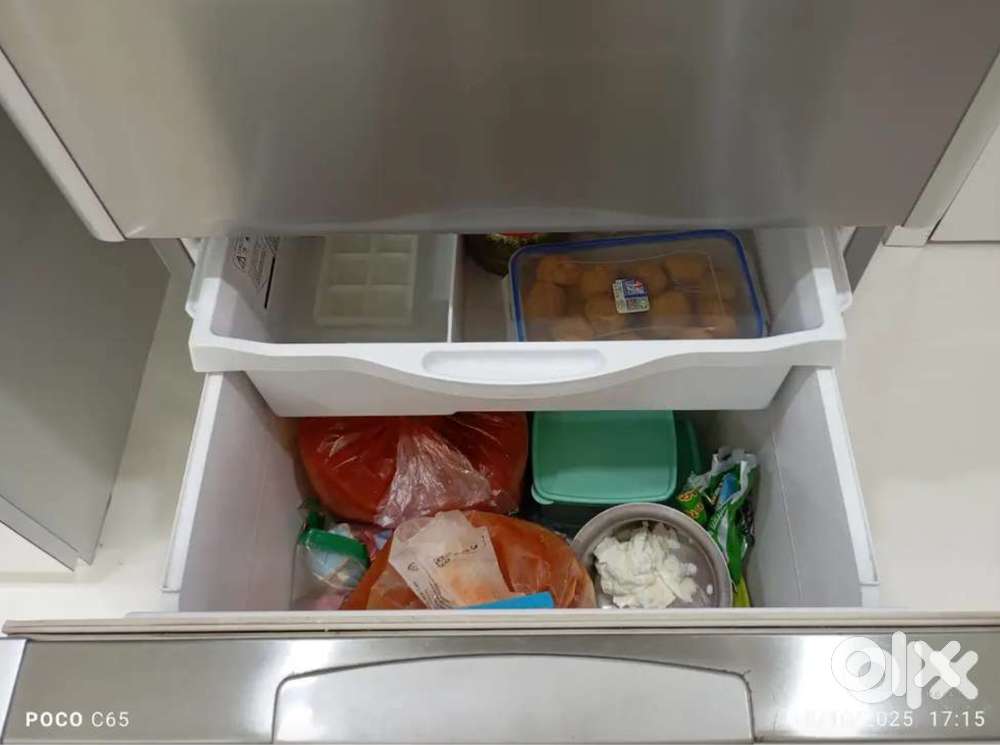 Hitachi Refrigerator