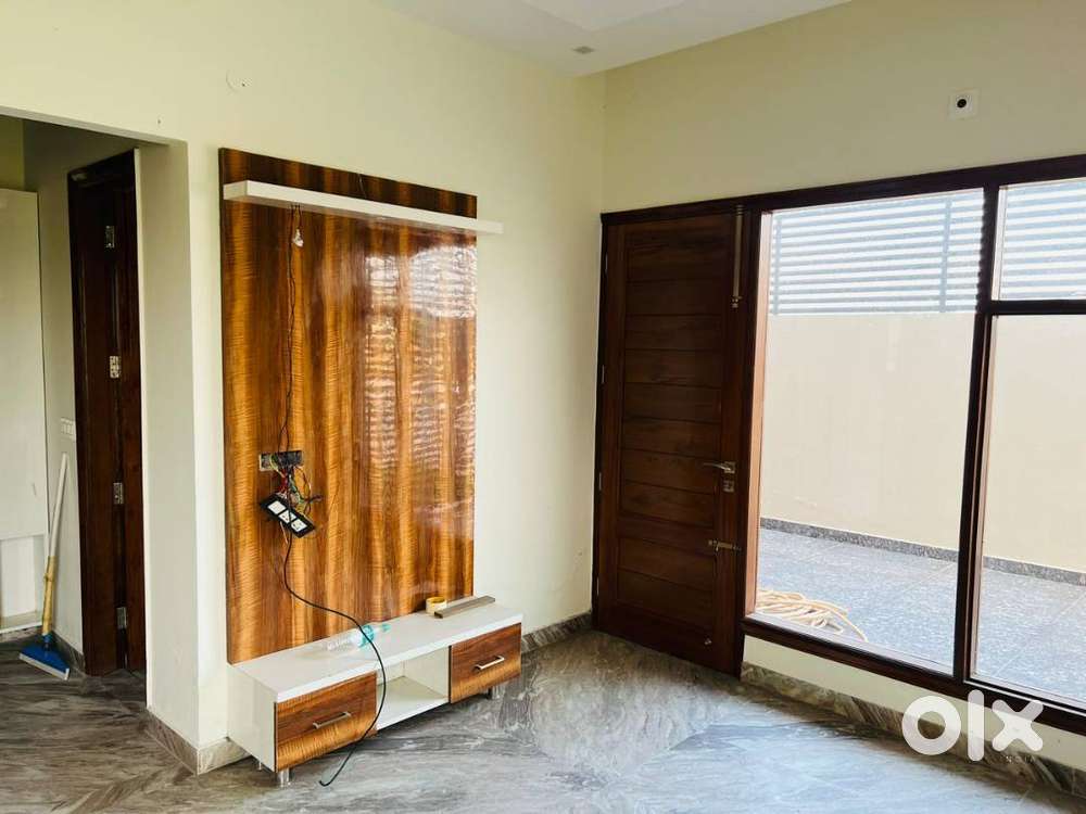 TDI SECTOR-117,250 SQ YDs KOTHI FOR SALE