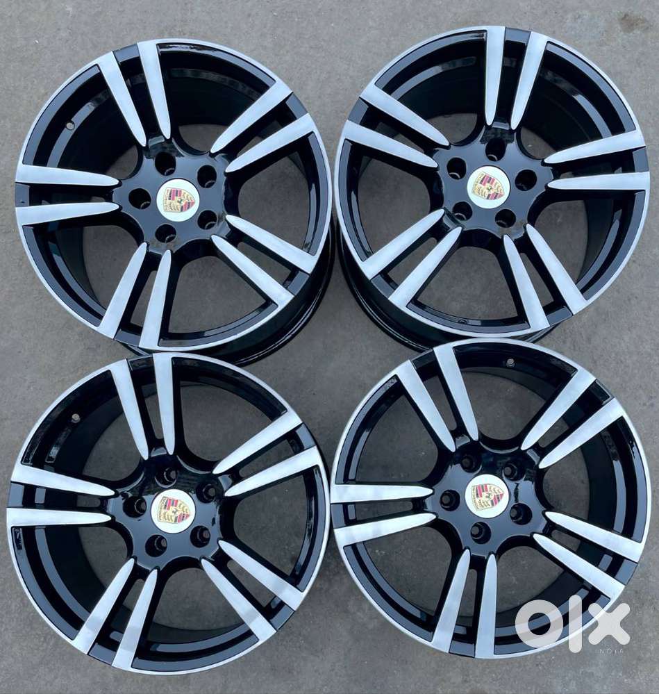 PORSCHE ORIGINAL ALLOY WHEELS 20 INCHES SET OF 4 (EXCELLENT CONDITION)