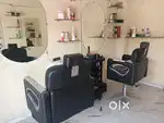 Saloon chair and tray