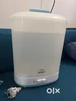 Bottle sterlizer philips avent with bottles