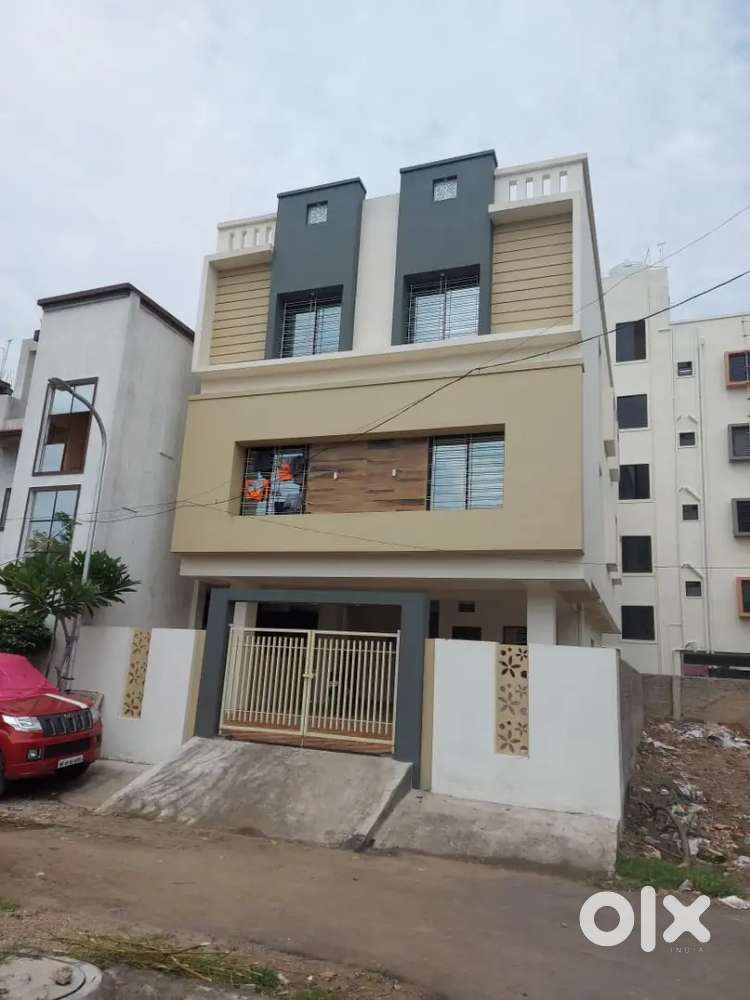 Single furnished room for rent