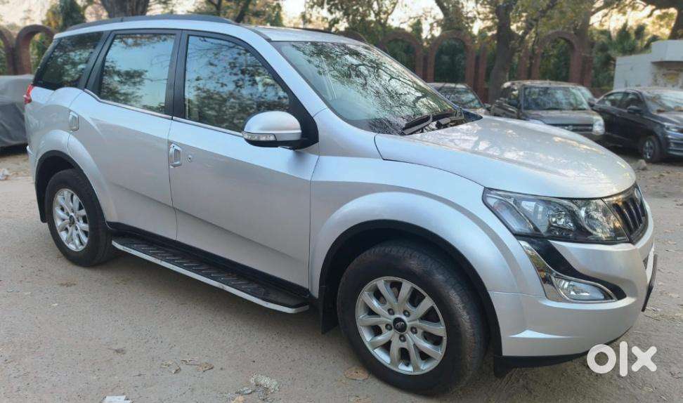 Mahindra XUV500 2.2 W10, 2016, Diesel