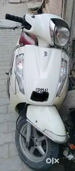 One hand use 2019 top model all papers good condition