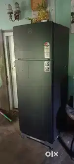 One year old. 272 liter.New condition.No problem frize.