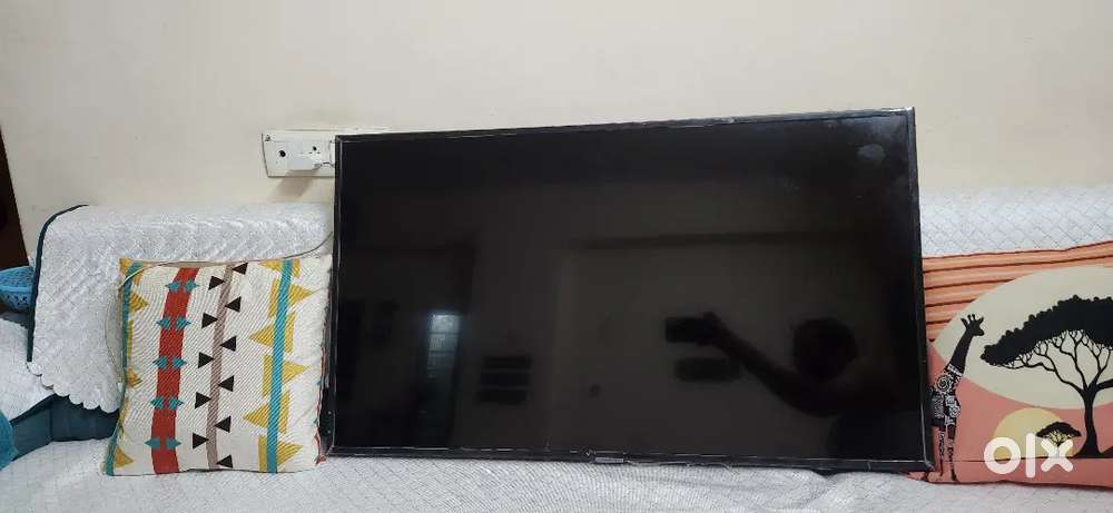 SAMSUNG 43 LED 4K SMART TV FOR SELL