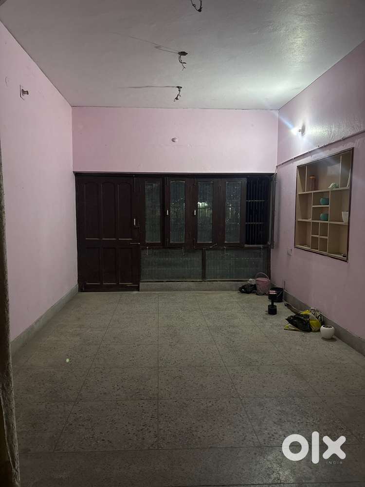 Need partner in 3 bhk flat