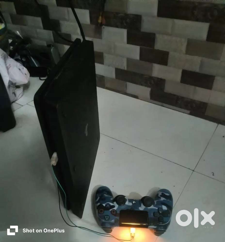 Ps4 slim only problem in the controller