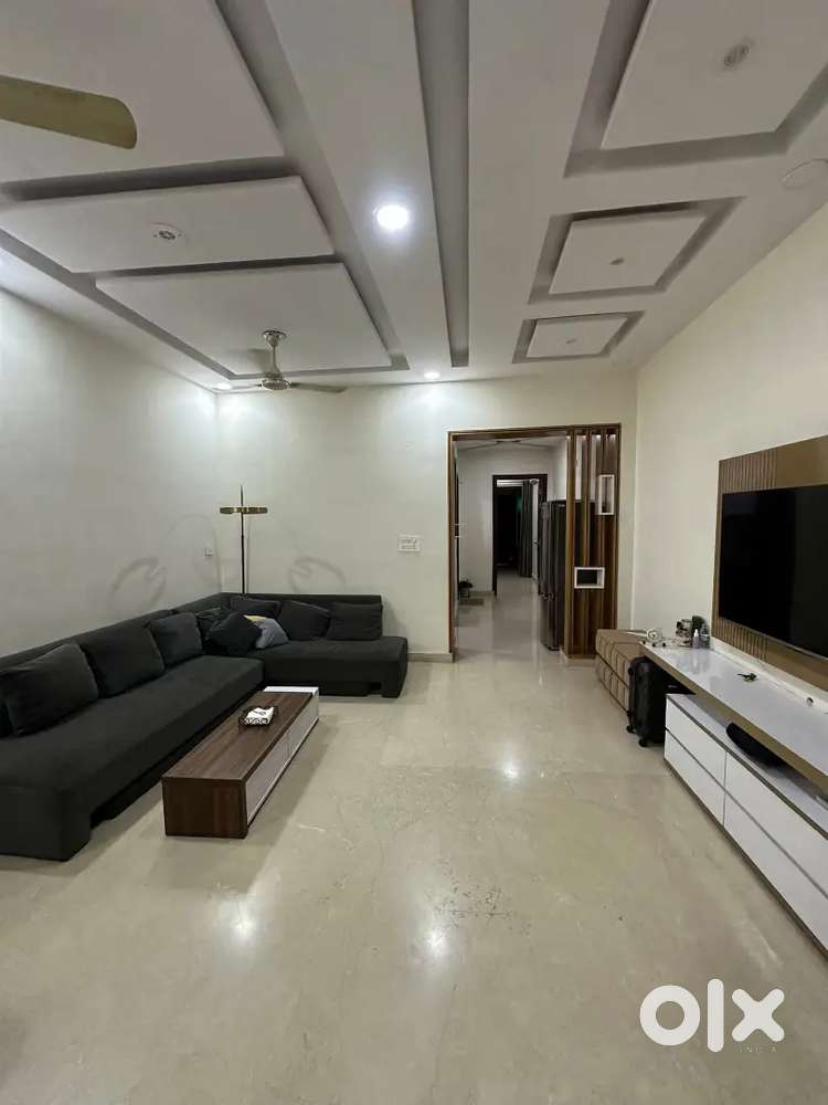 II DG REAL ESTATE II 2BHK PARK FACING L TYPE CORNER LIFT / PARKING