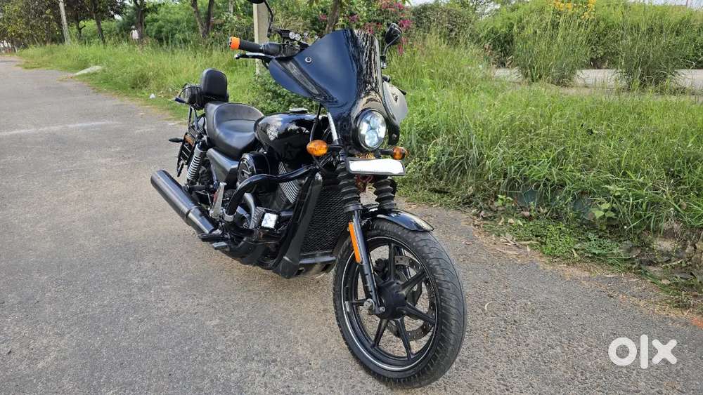 2017 Harley Street 750 . Loaded and excellent condition