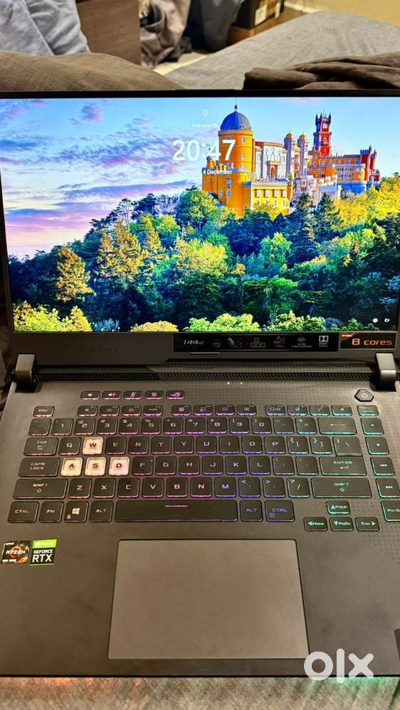 ASUS AMD Ryzen 7 with radeon graphics