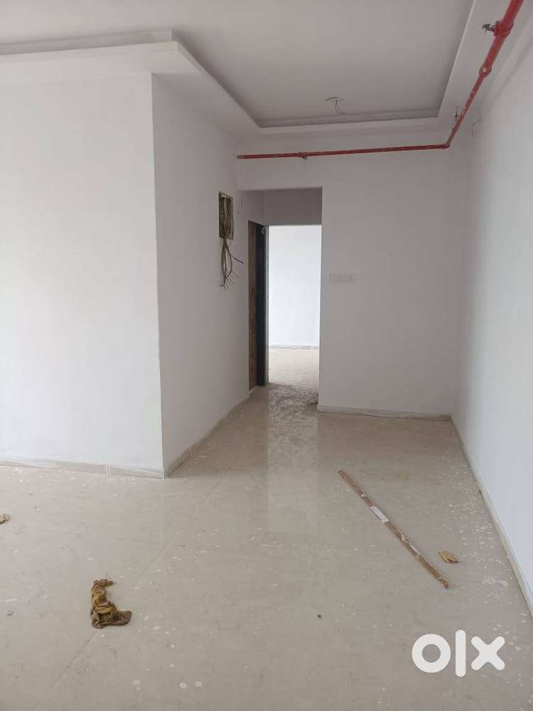 2 bhk higher floor in Borivali West