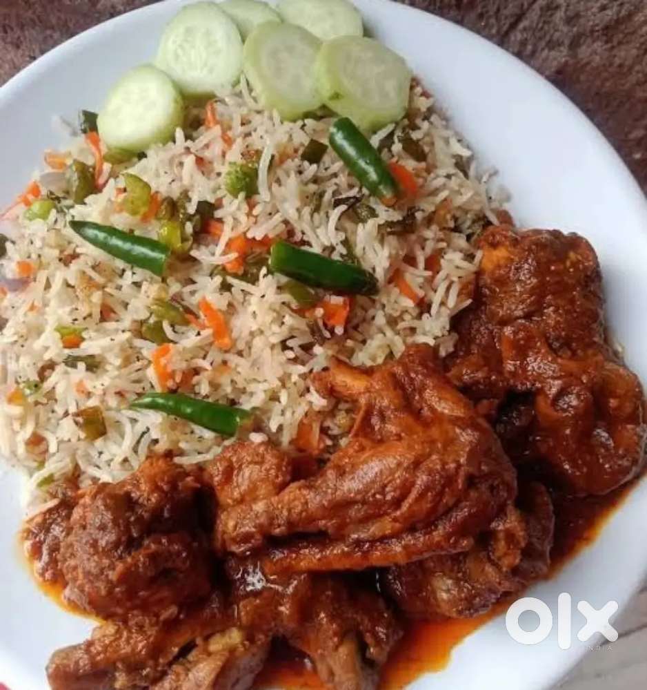 COOK & HELPER needed at Cafe