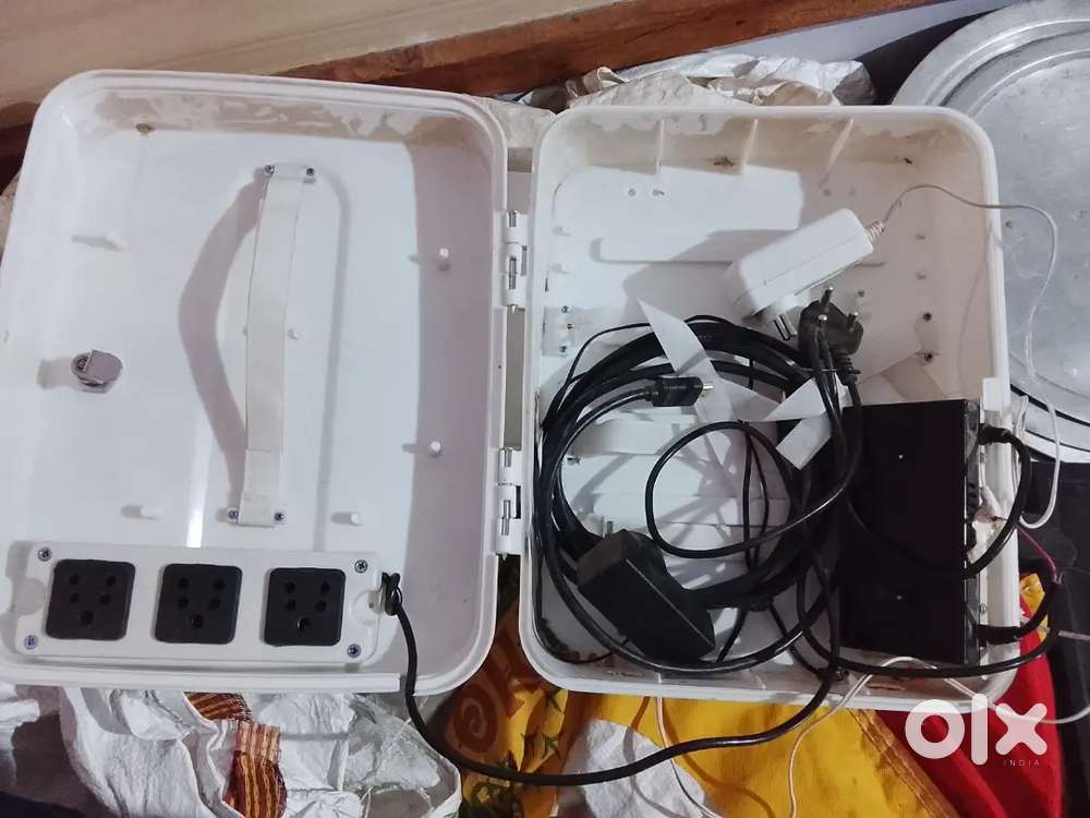 Camera bikau hai
