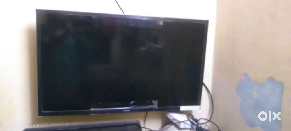32 inches samsung tv only back light problem