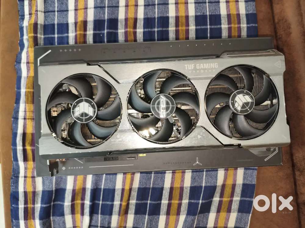 Rx 7900 XT ASUS TUF and RX 9070 XT SAPPHIRE PURE