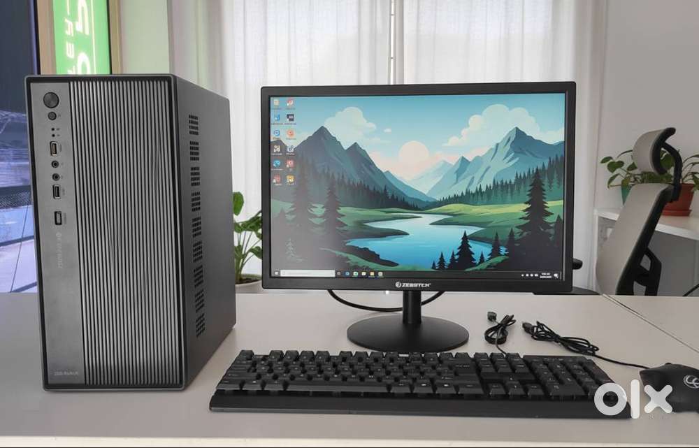 New PC for sale - i3, i5, i7 8 GB RAM, 128 GB SSD, 19 monitor